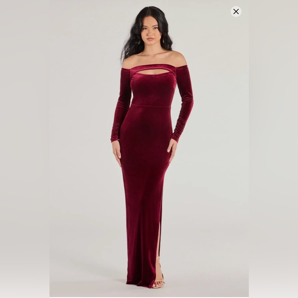 Windsor Off-Shoulder Burgundy Velvet Long Sleeve Gown